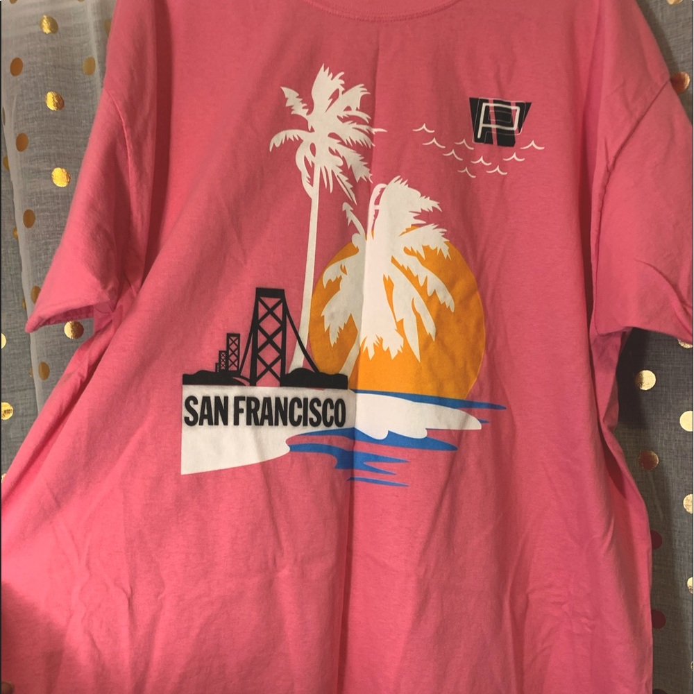 San Francisco Graphic Tee - Pink Short Sleeve